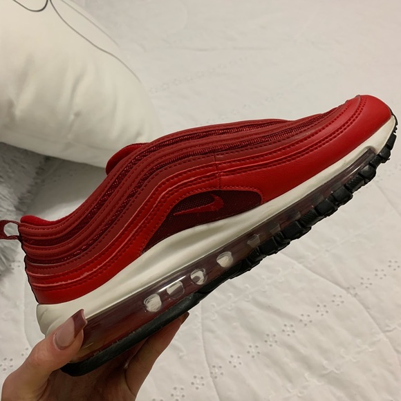 Nike Air 97s “university red” - Picture 6 of 7